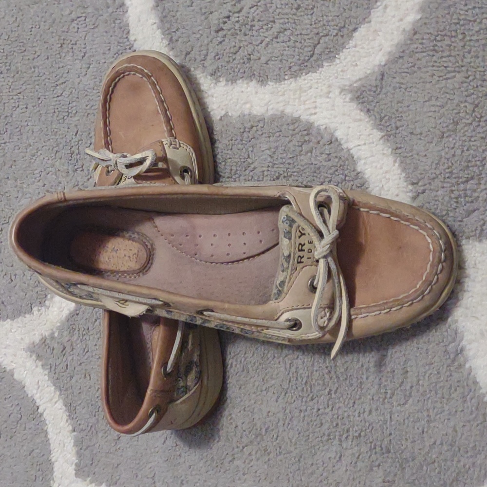 Sequin Cheetah Side Print Sperry Top Sider Size 7 - image 2